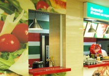 Дизайн кафе быстрого обслуживания «Пицца Миа» в ТРЦ «Мариэль», Москва